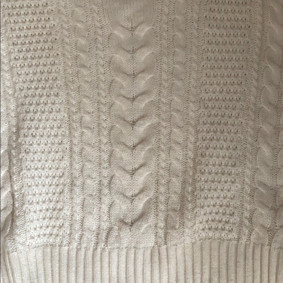 Cropped Sweater - Picture 2 of 3